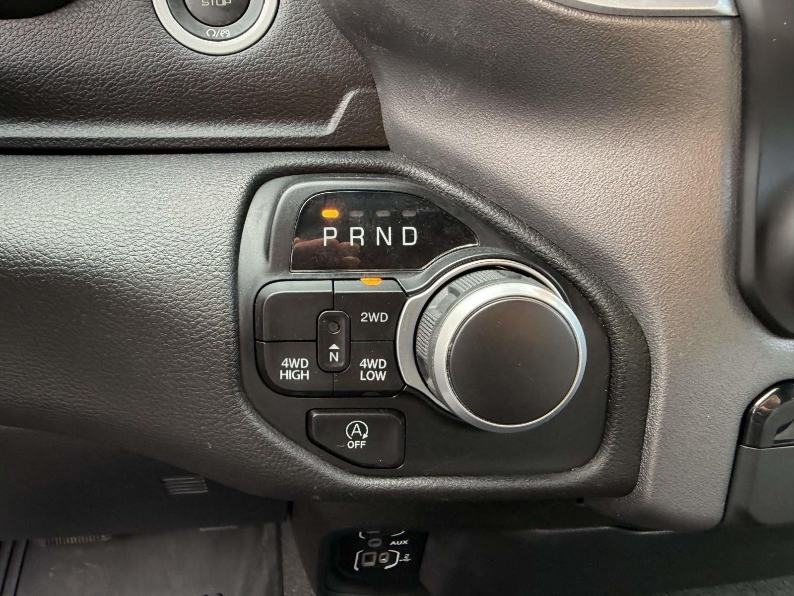 2023 RAM 1500 Big Horn Crew Cab 4x4 64' Box