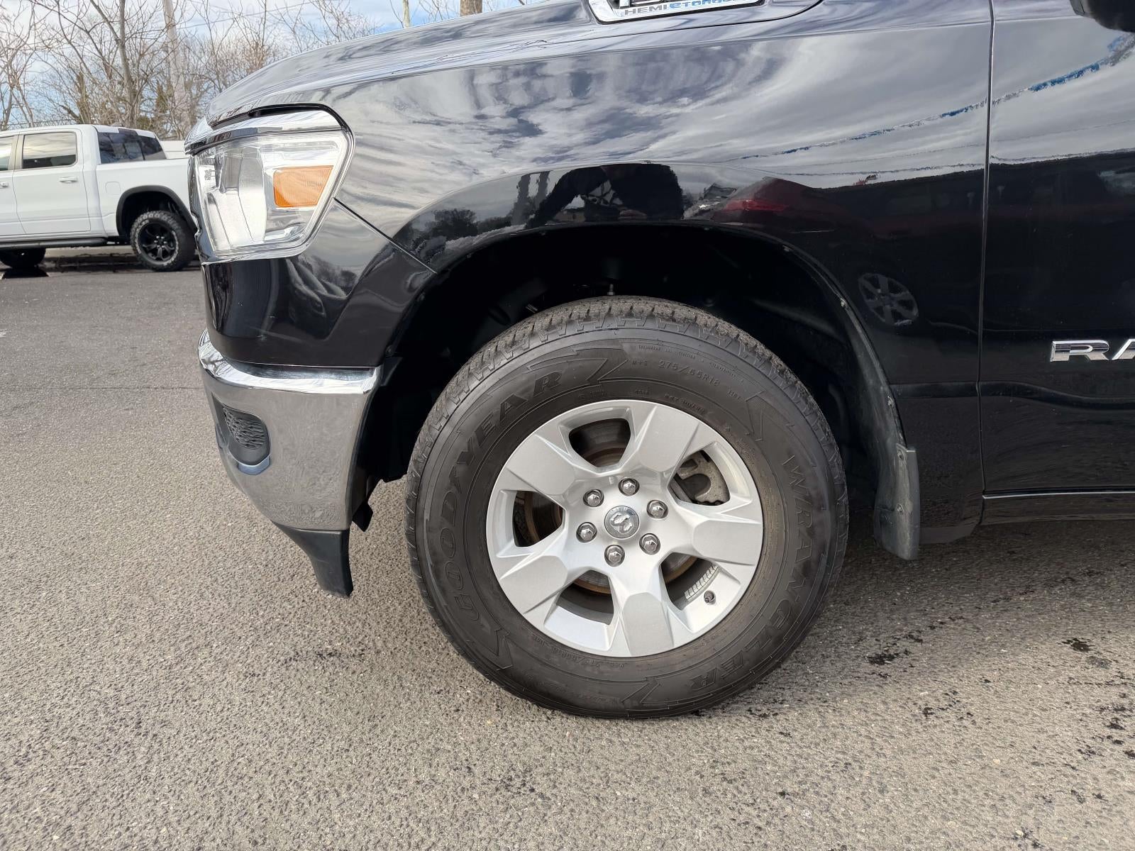 2023 RAM 1500 Big Horn Crew Cab 4x4 64' Box