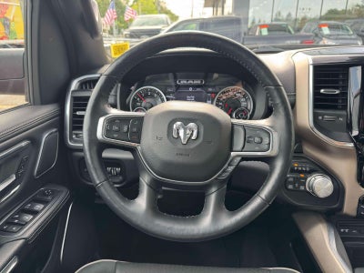 2019 RAM 1500 Laramie Crew Cab 4x4 64' Box