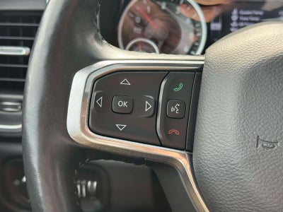 2019 RAM 1500 Laramie Crew Cab 4x4 64' Box