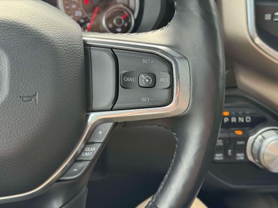 2019 RAM 1500 Laramie Crew Cab 4x4 64' Box
