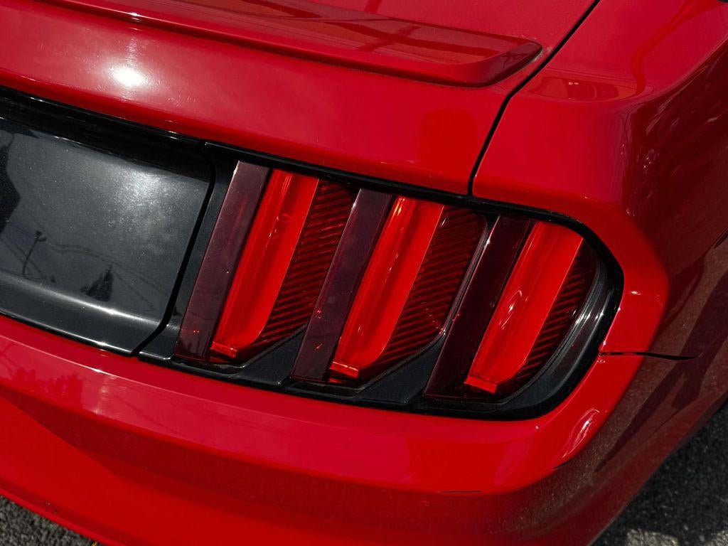 2017 Ford Mustang V6