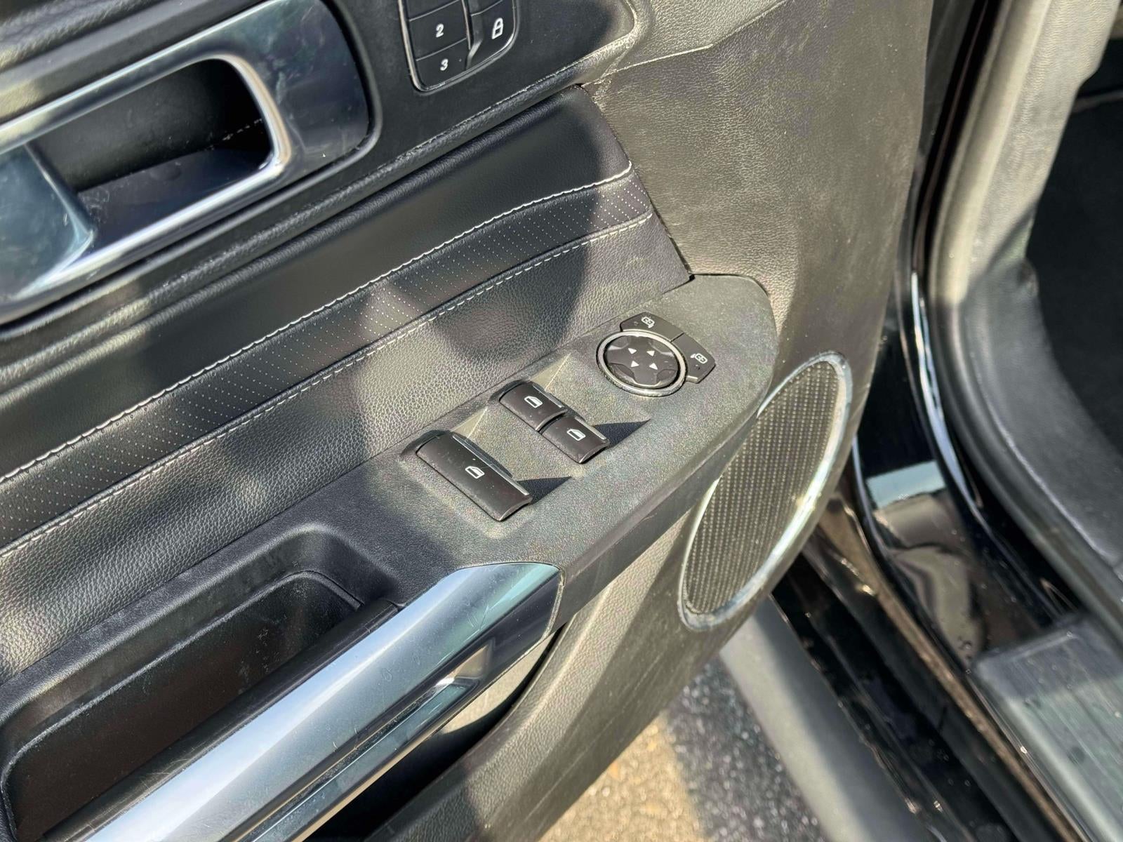 2022 Ford Mustang EcoBoost Premium Convertible