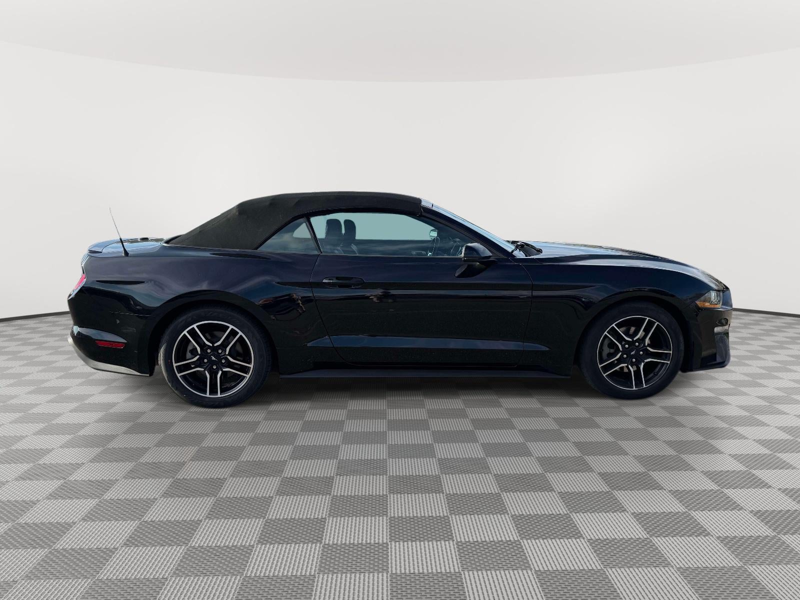 2022 Ford Mustang EcoBoost Premium Convertible