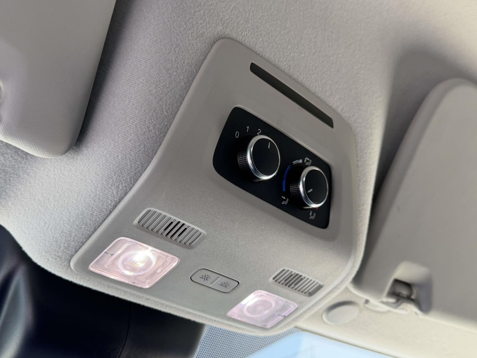 2022 Ford Transit-350 Passenger Van XLT