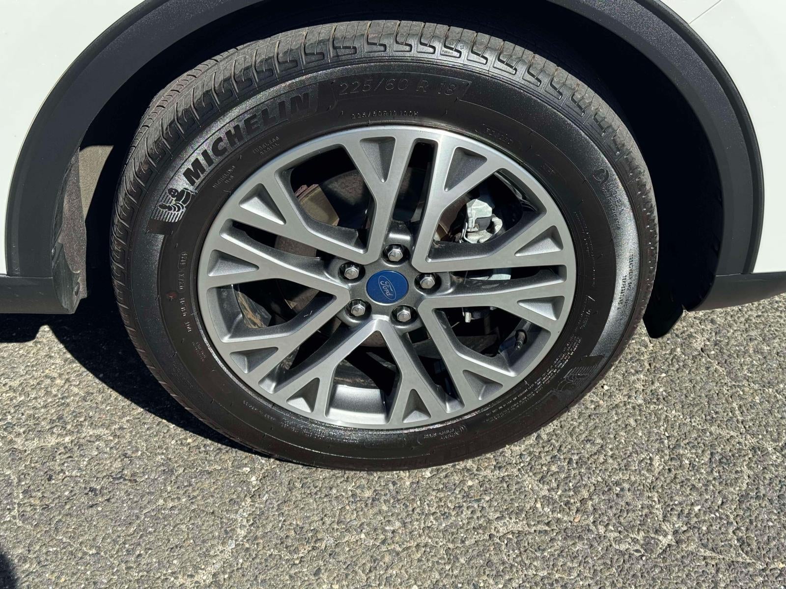 2022 Ford Escape SEL