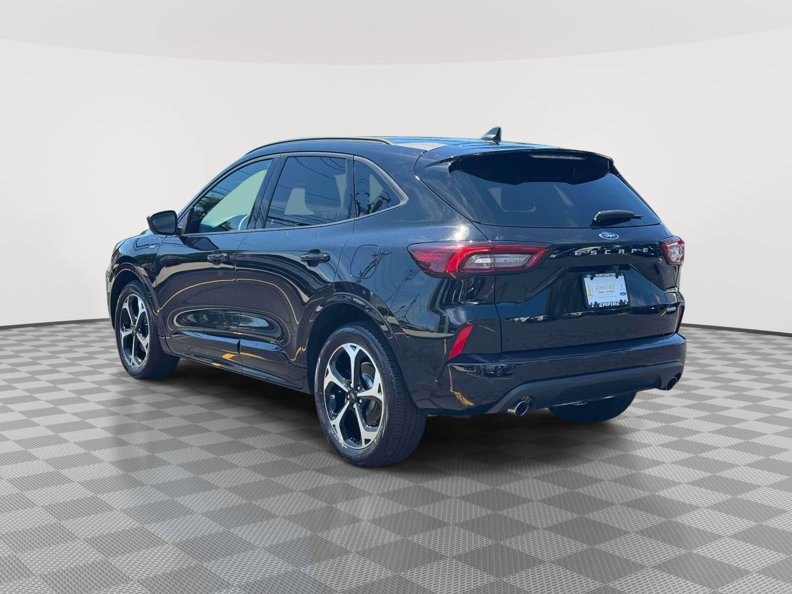2023 Ford Escape ST-Line Elite