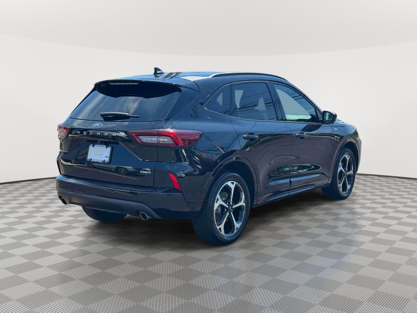 2023 Ford Escape ST-Line Elite