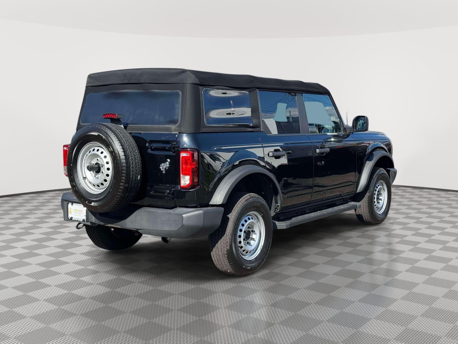 2022 Ford Bronco Base