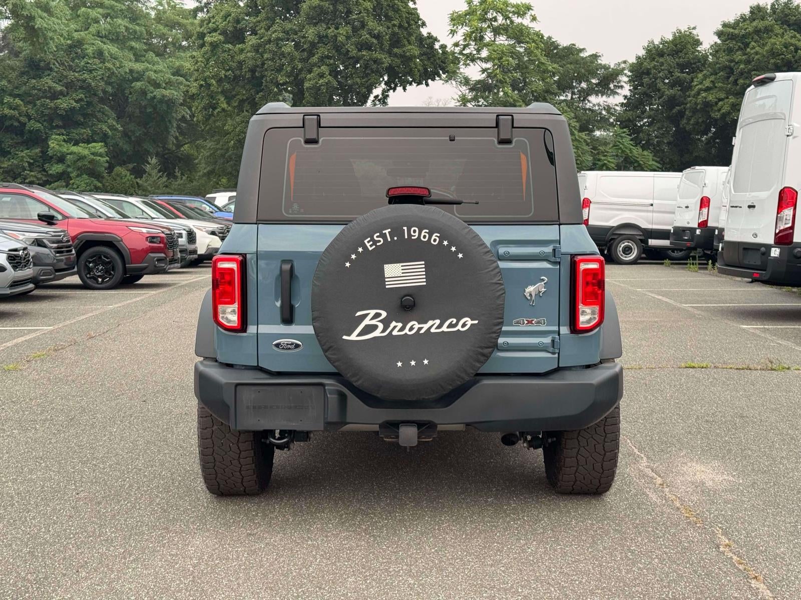 2023 Ford Bronco Base