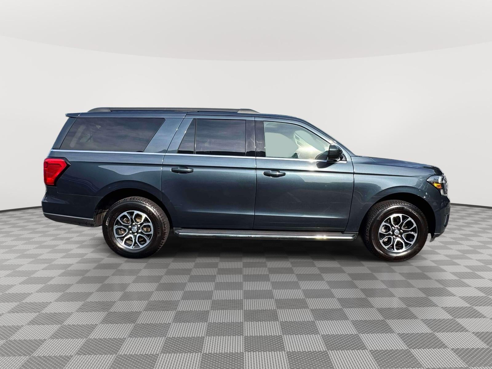 2023 Ford Expedition XLT MAX