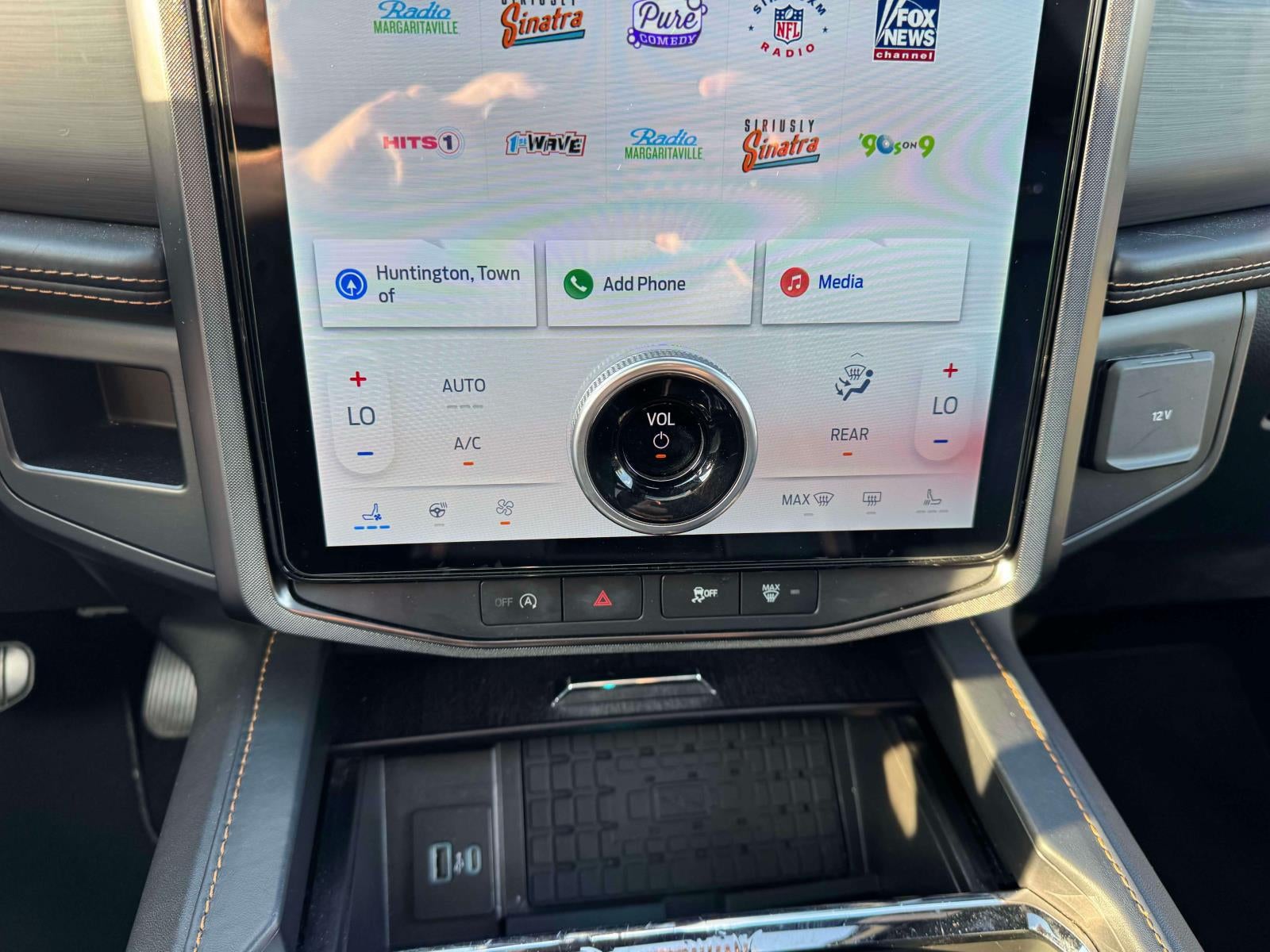 2022 Ford Expedition Platinum MAX