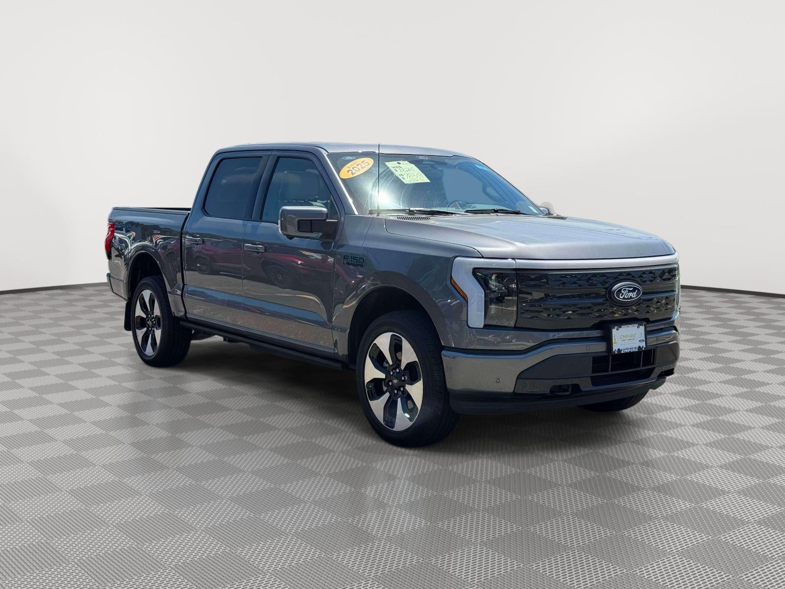 2025 Ford F-150 Lightning Platinum