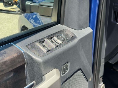 2022 Ford F-350 LARIAT