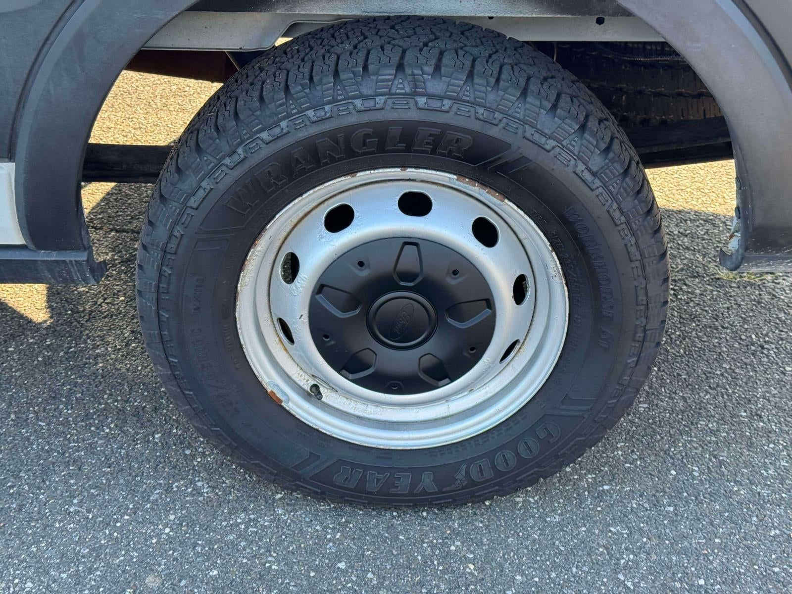2022 Ford Transit-250 Base