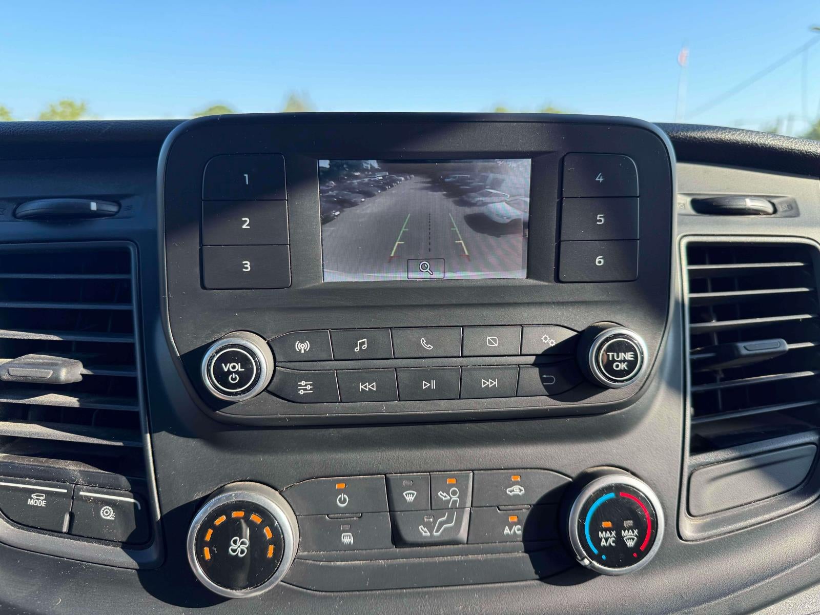 2022 Ford Transit-250 Base