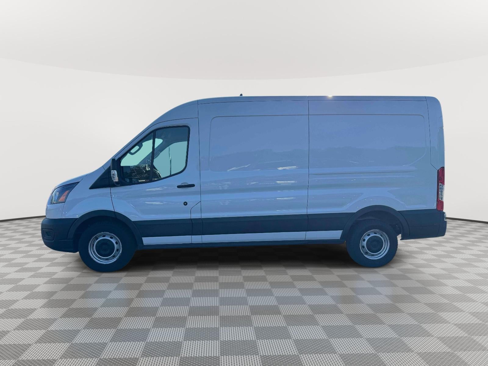2022 Ford Transit-250 Base