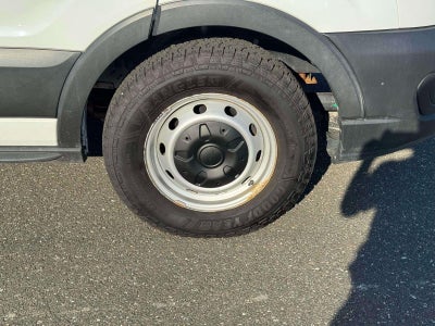 2022 Ford Transit-250 Base
