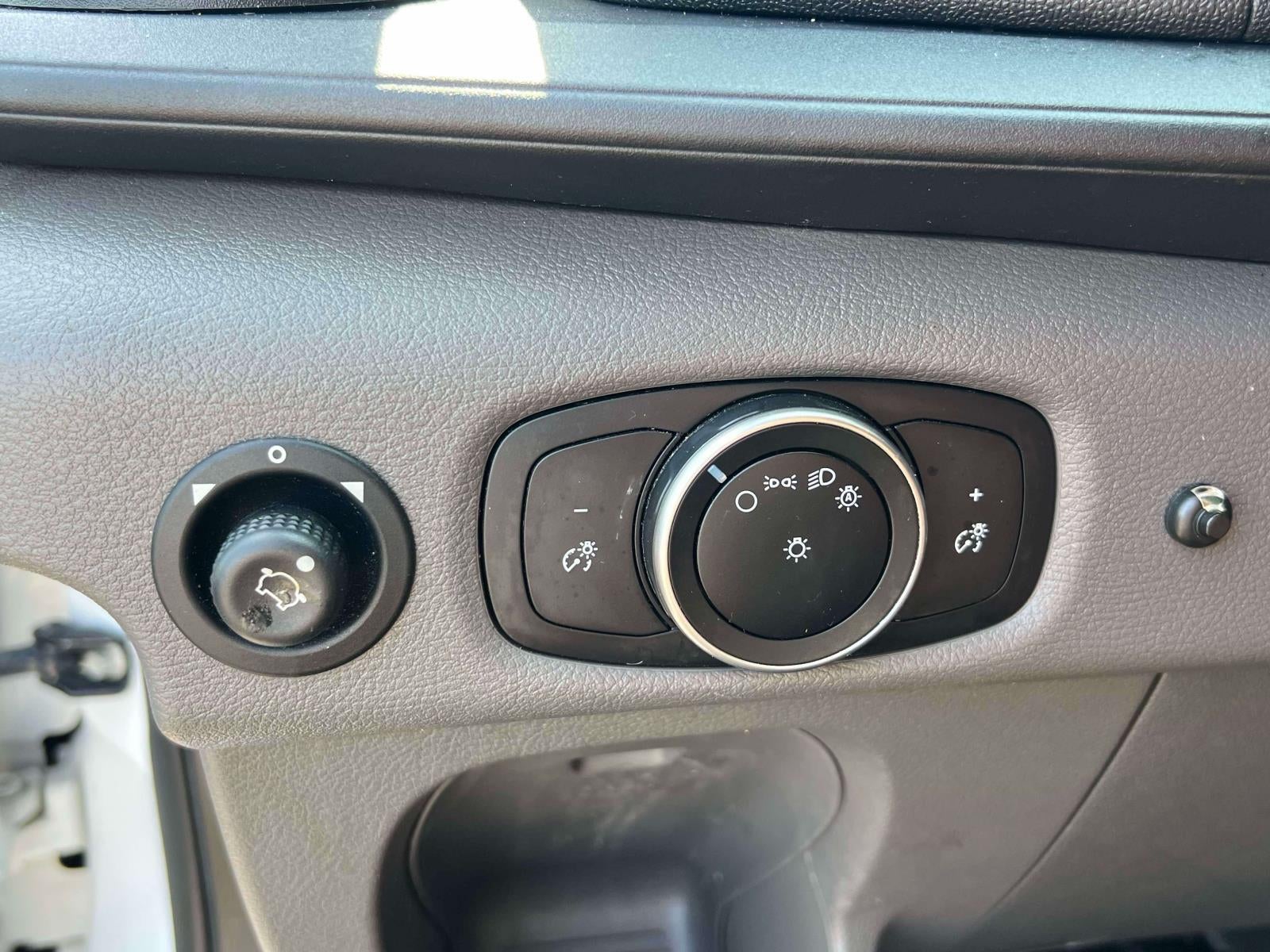 2020 Ford Transit-250 Cargo Van Base