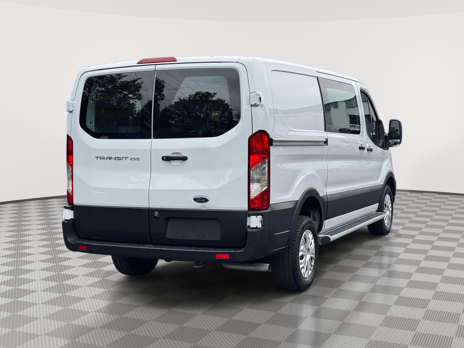 2025 Ford Transit-250 Cargo Van Base