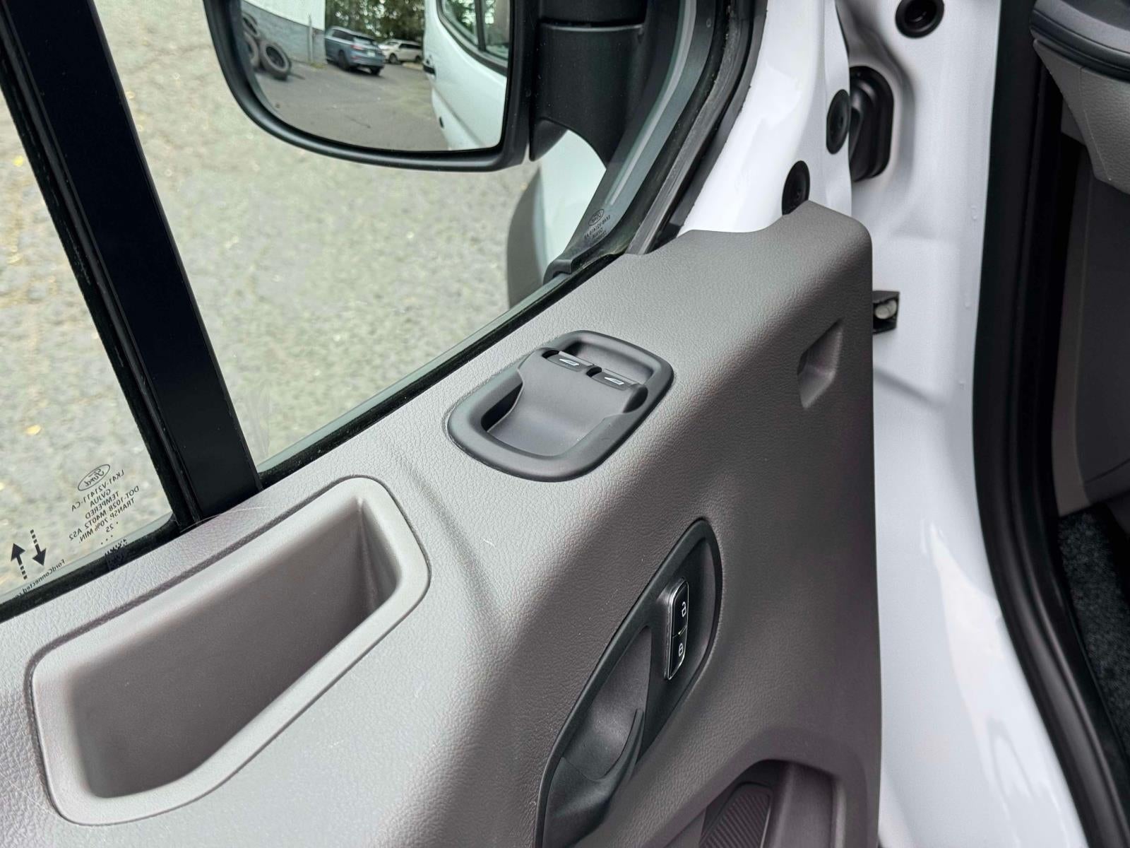 2025 Ford Transit-250 Cargo Van Base