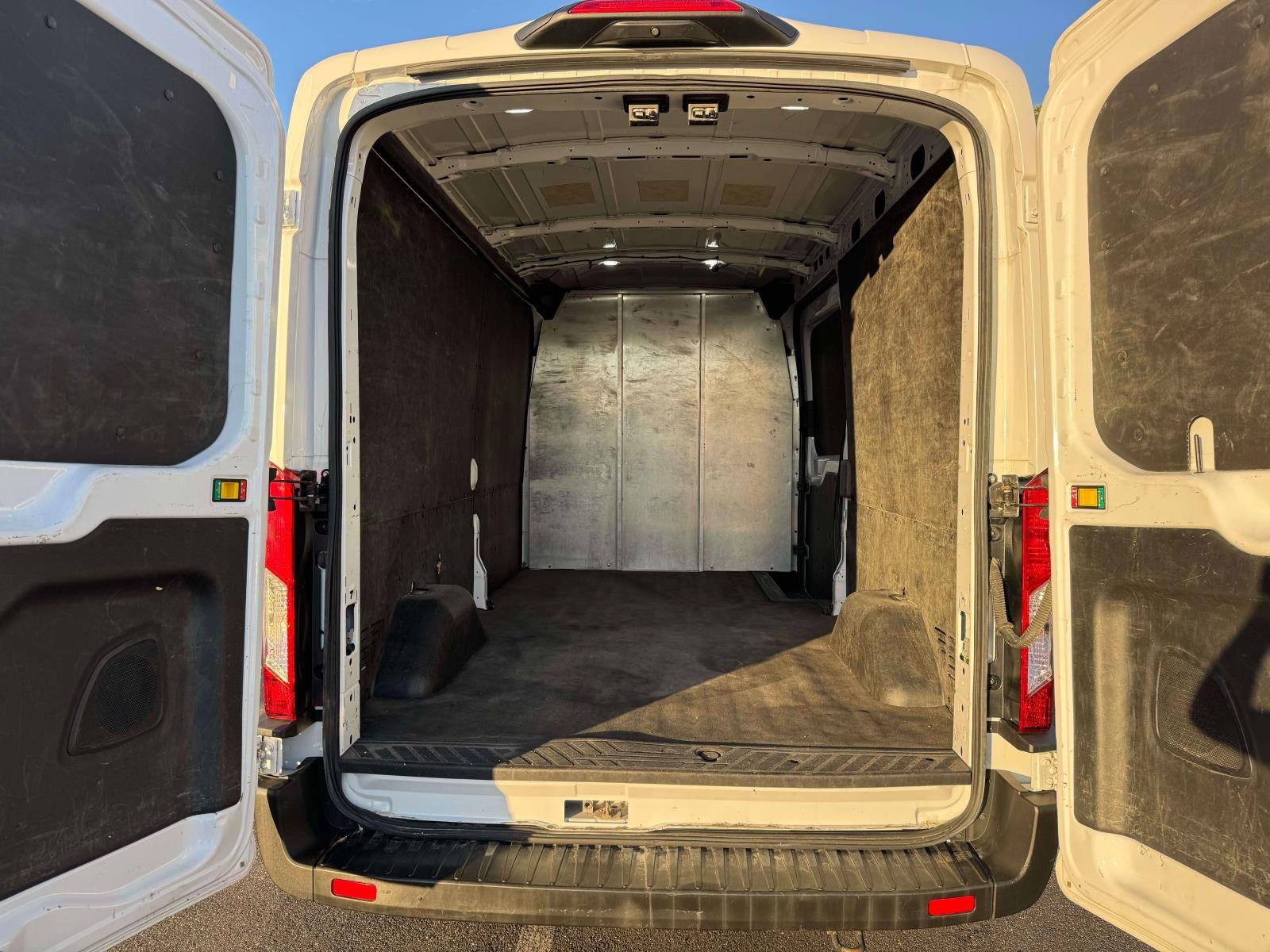 2023 Ford Transit-250 Cargo Base