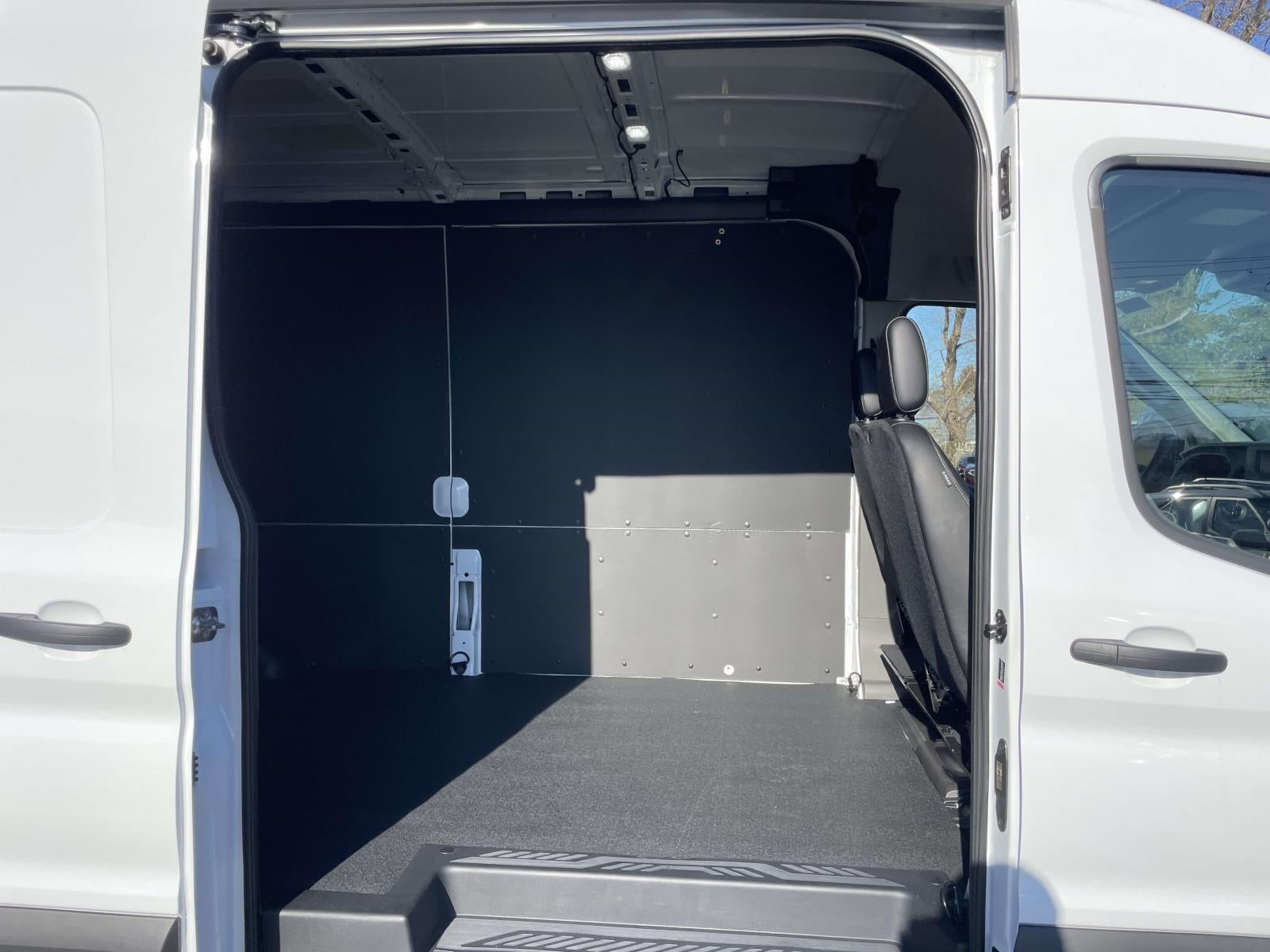 2025 Ford Transit-250 Cargo Van Base