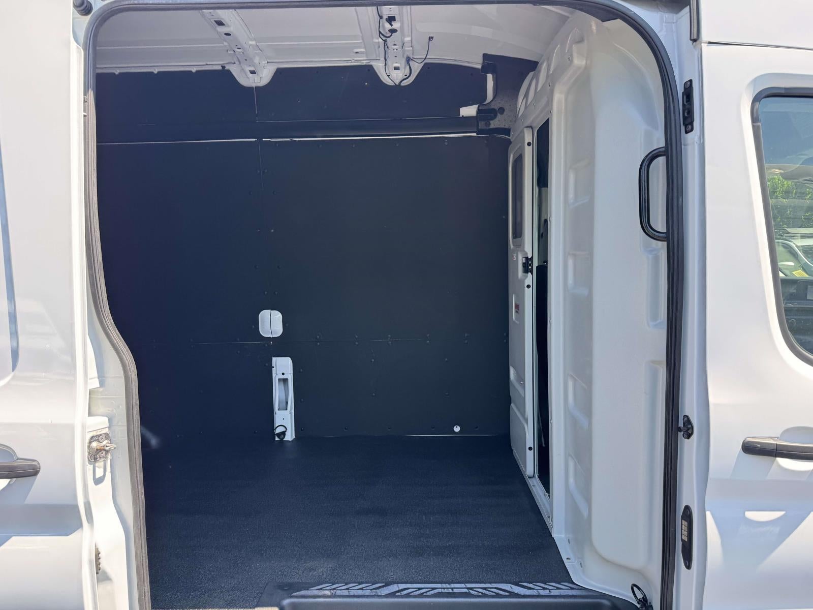 2025 Ford Transit-250 Cargo Base