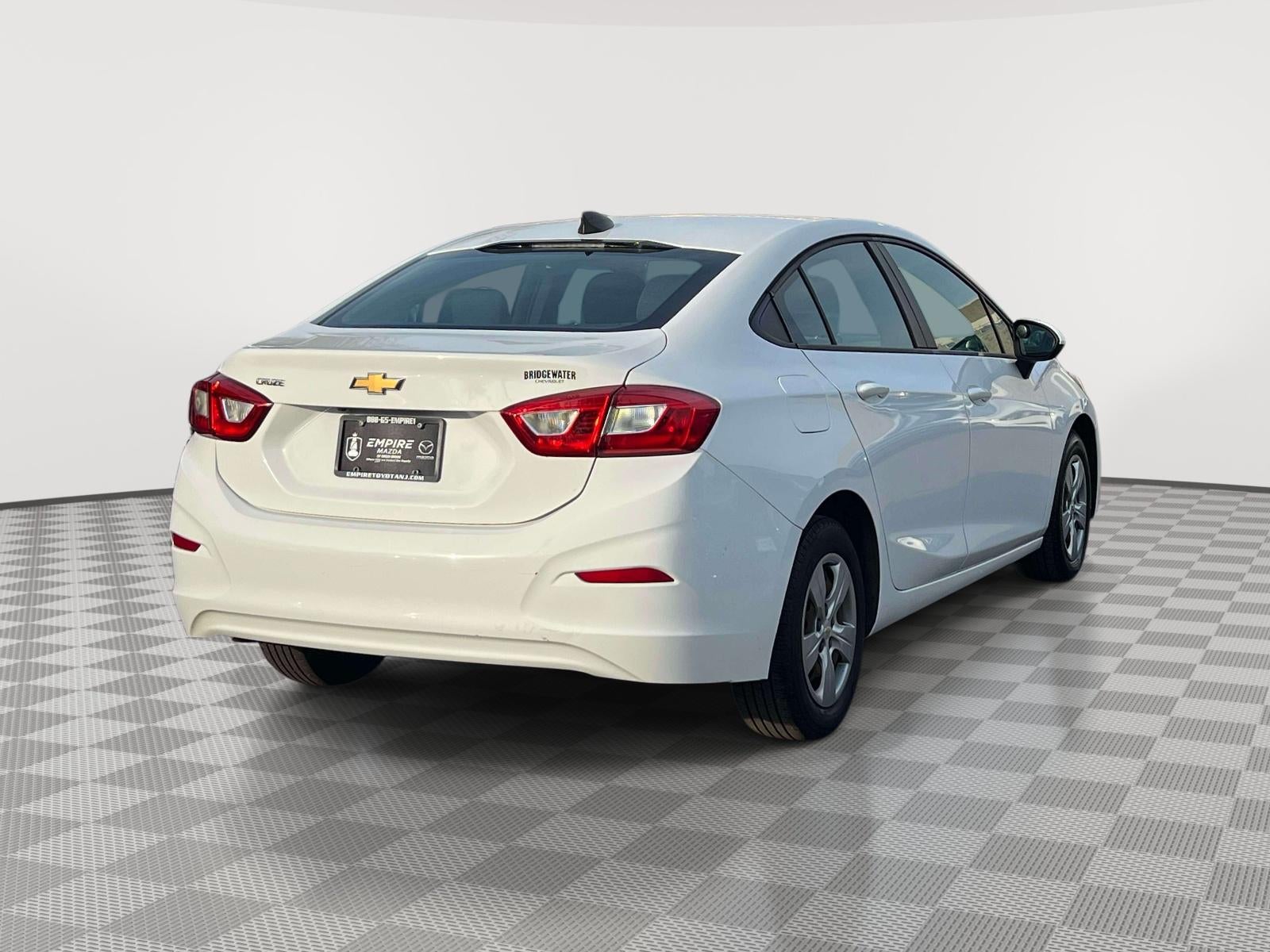 2018 Chevrolet Cruze LS Auto