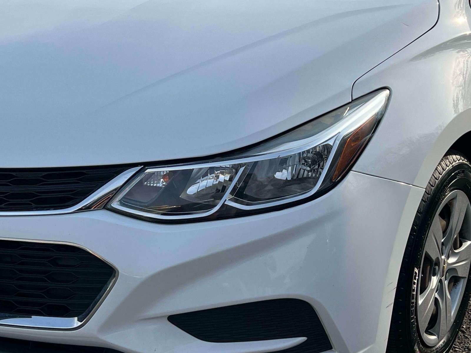 2018 Chevrolet Cruze LS Auto