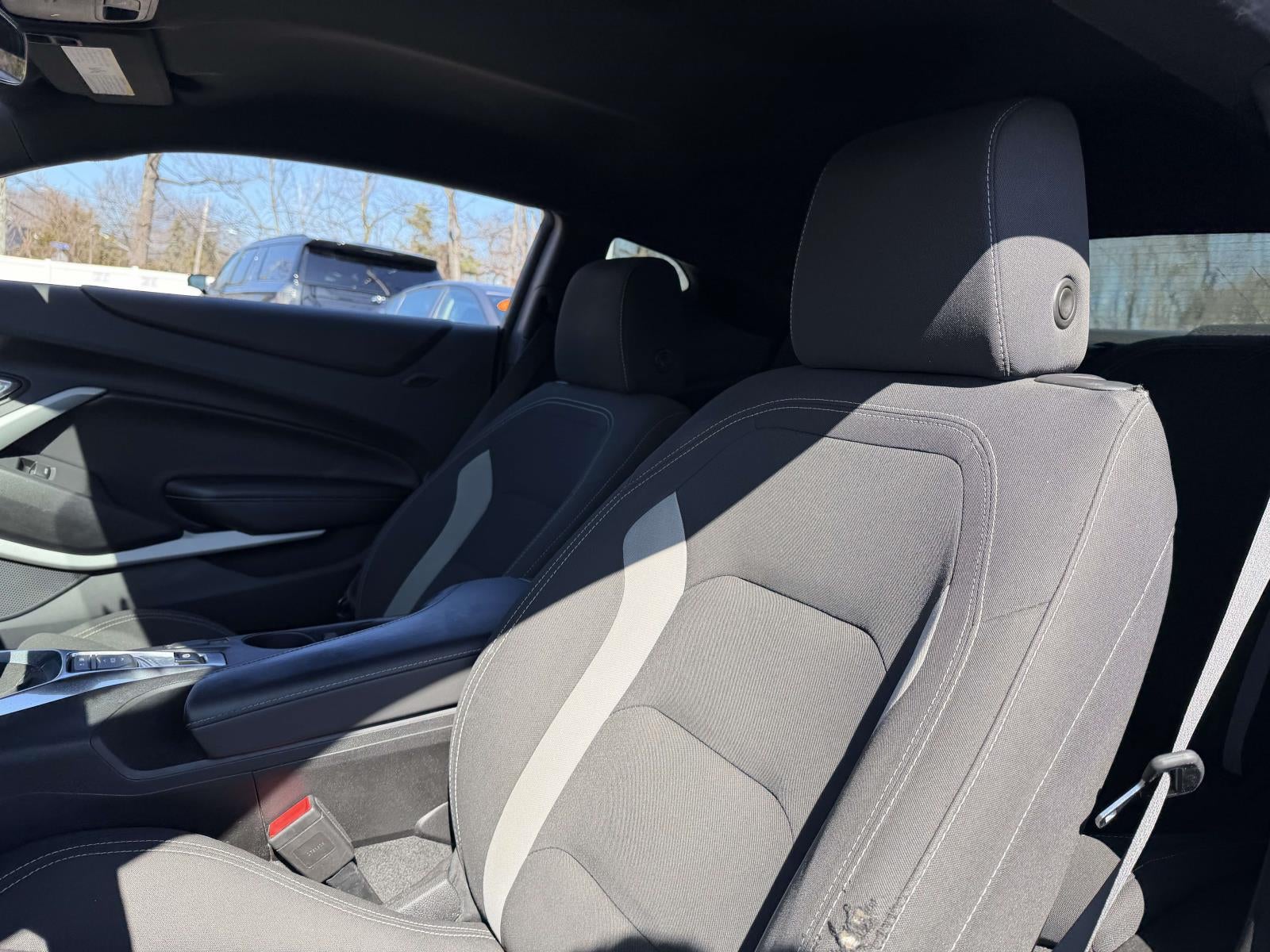 2018 Chevrolet Camaro 1LS