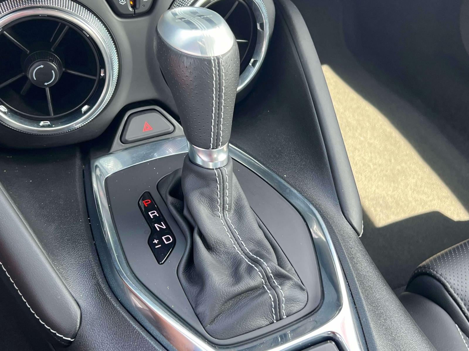 2023 Chevrolet Camaro RWD Coupe 3LT