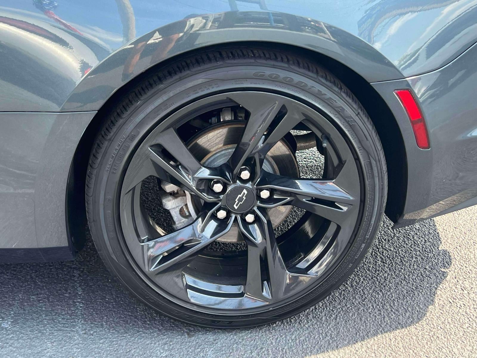 2023 Chevrolet Camaro RWD Coupe 3LT