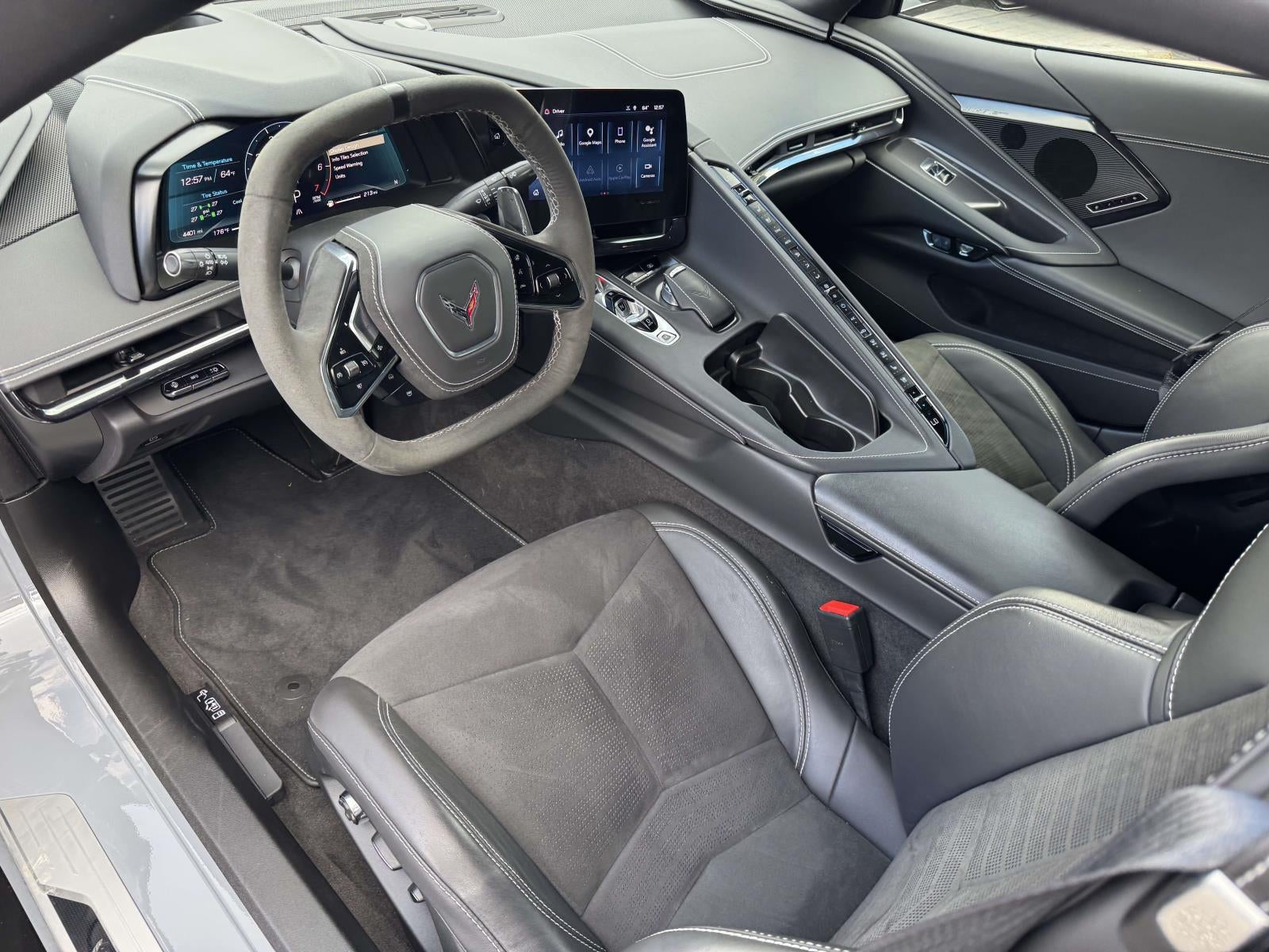 2025 Chevrolet Corvette Stingray RWD Coupe 2LT