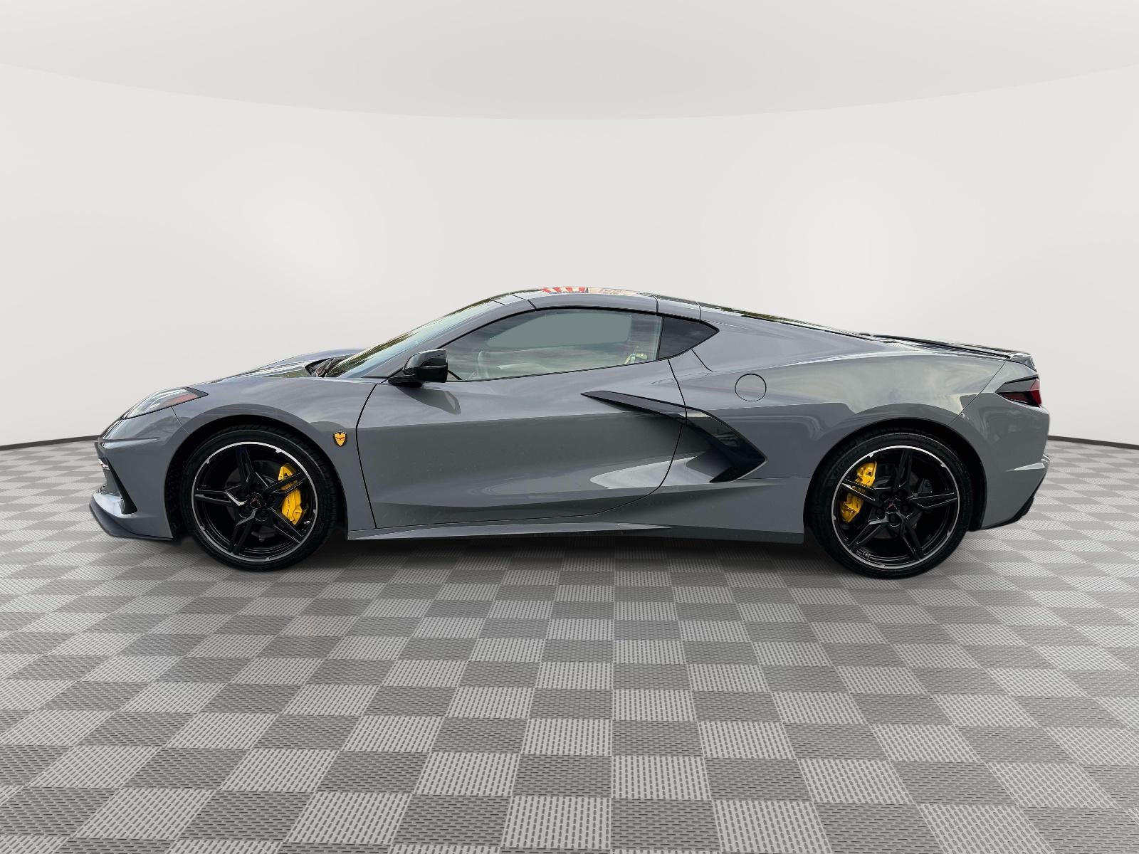 2025 Chevrolet Corvette Stingray RWD Coupe 2LT