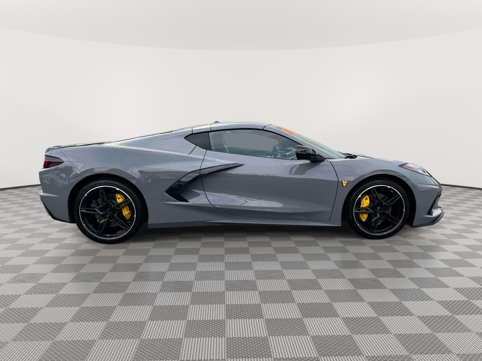2025 Chevrolet Corvette Stingray RWD Coupe 2LT