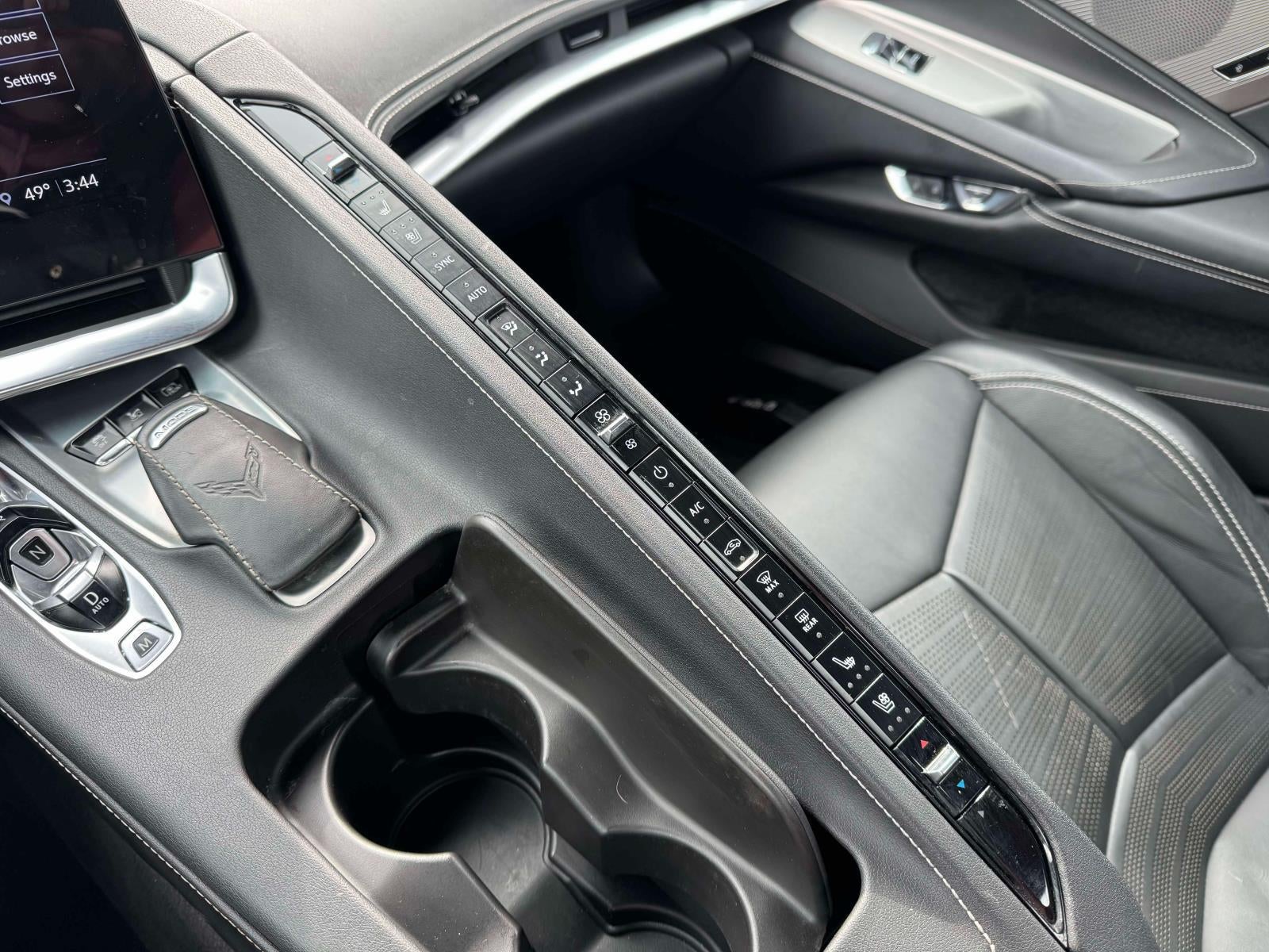 2021 Chevrolet Corvette Stingray RWD Convertible 2LT