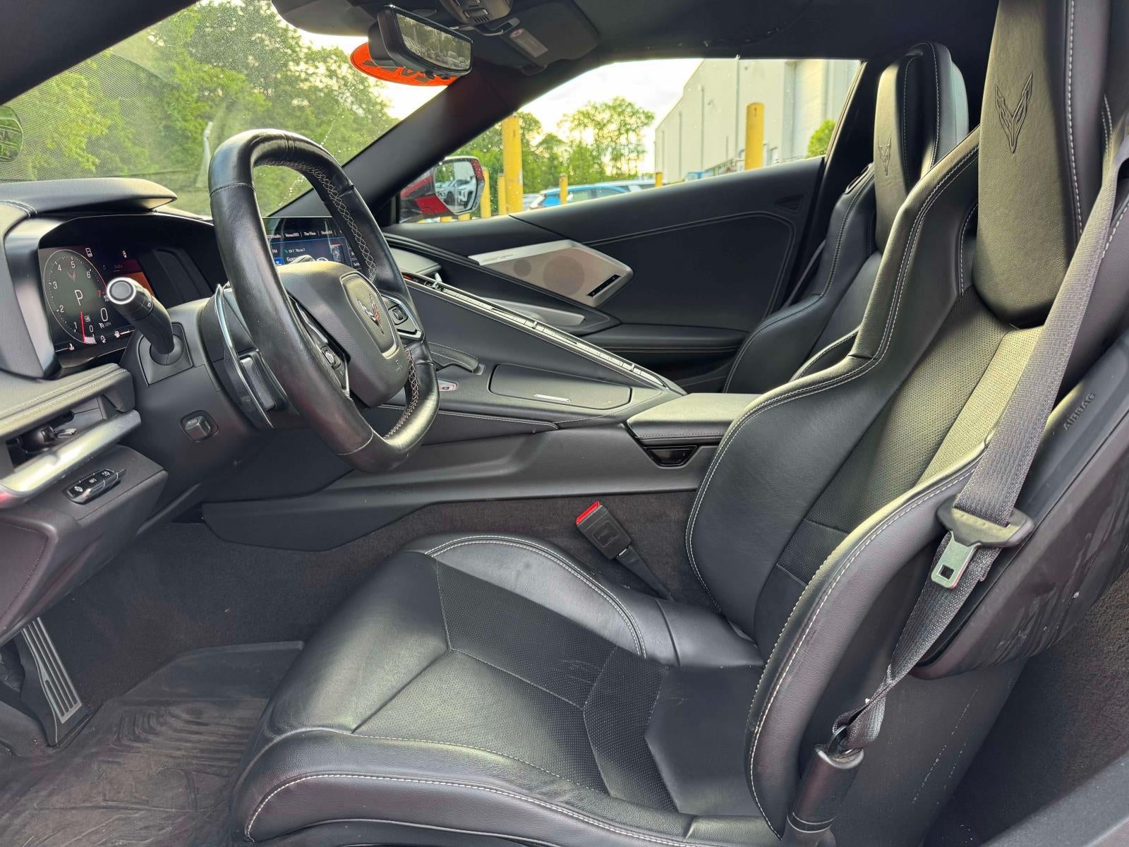 2022 Chevrolet Corvette Stingray RWD Convertible 2LT