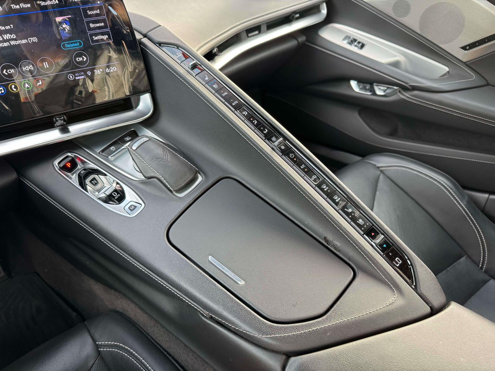 2022 Chevrolet Corvette Stingray RWD Convertible 2LT