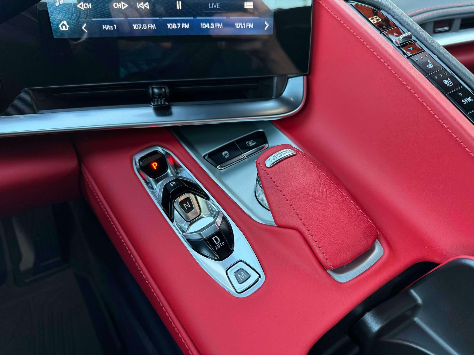 2025 Chevrolet Corvette E-Ray RWD Coupe 3LZ