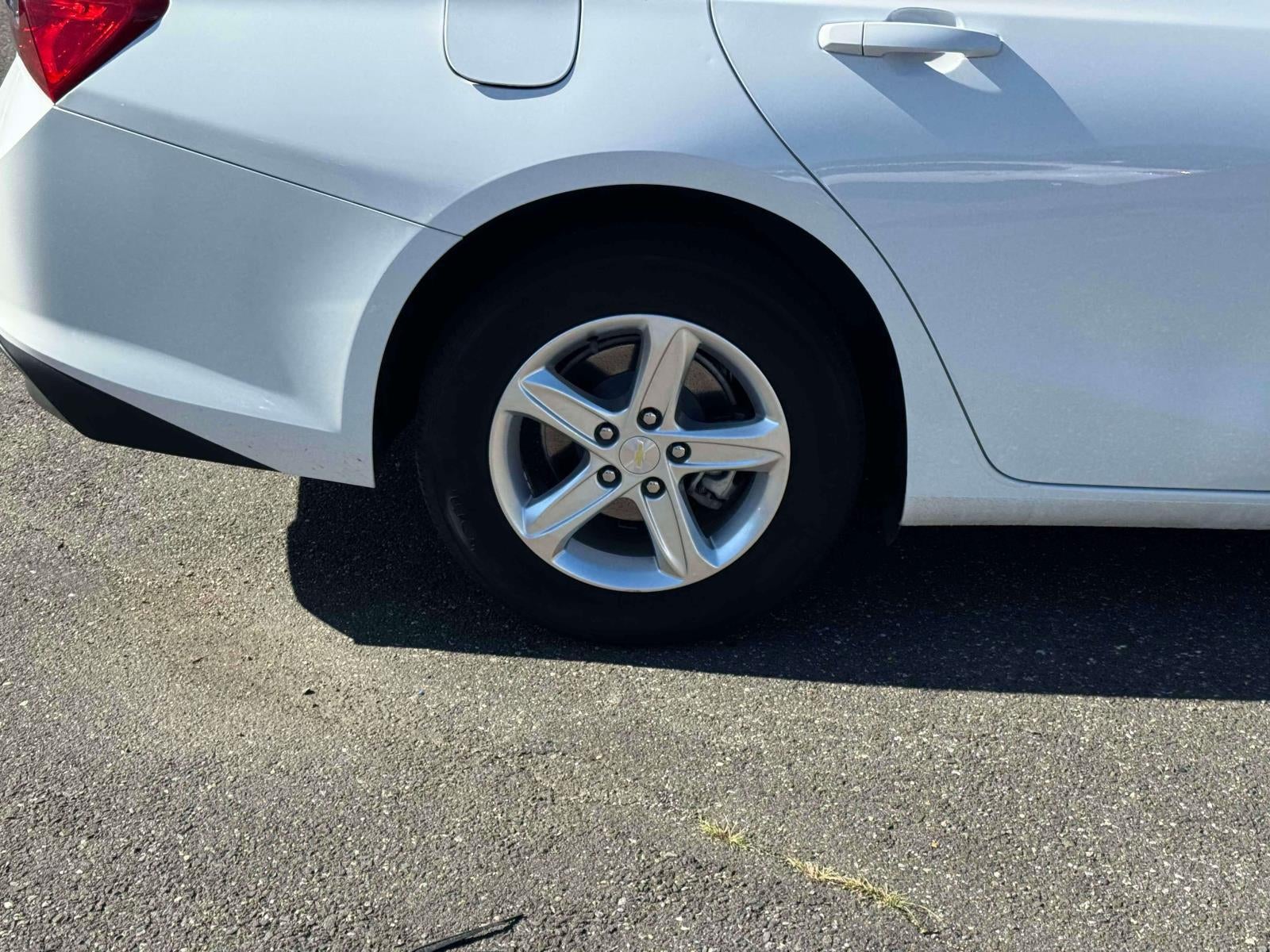 2023 Chevrolet Malibu FWD 1FL