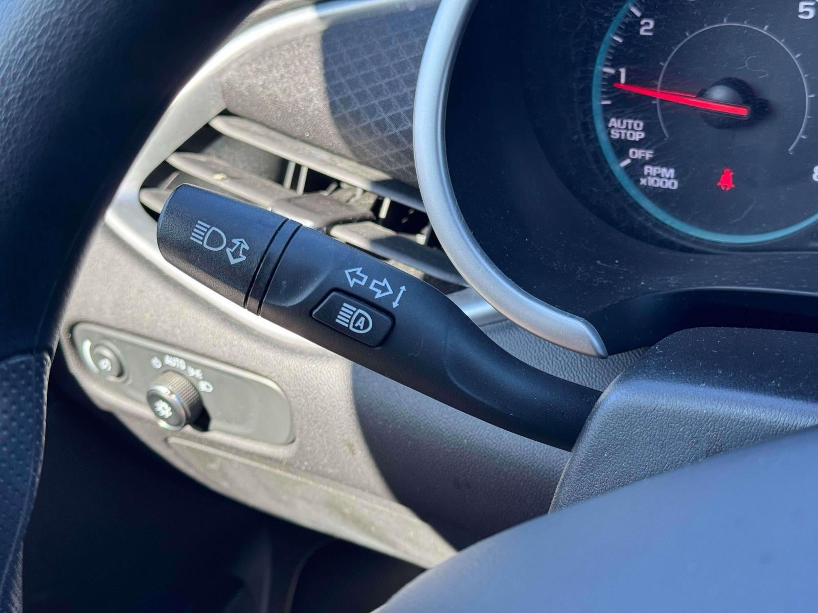 2023 Chevrolet Malibu FWD 1FL