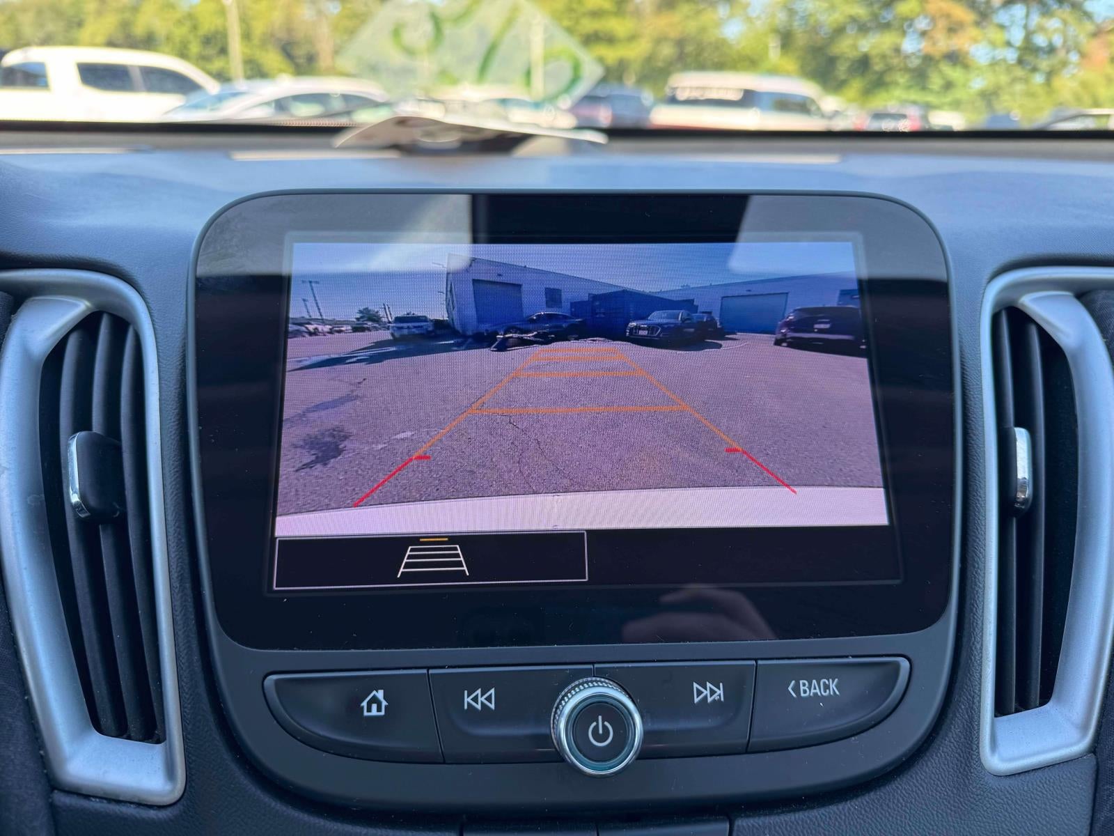 2023 Chevrolet Malibu FWD 1FL