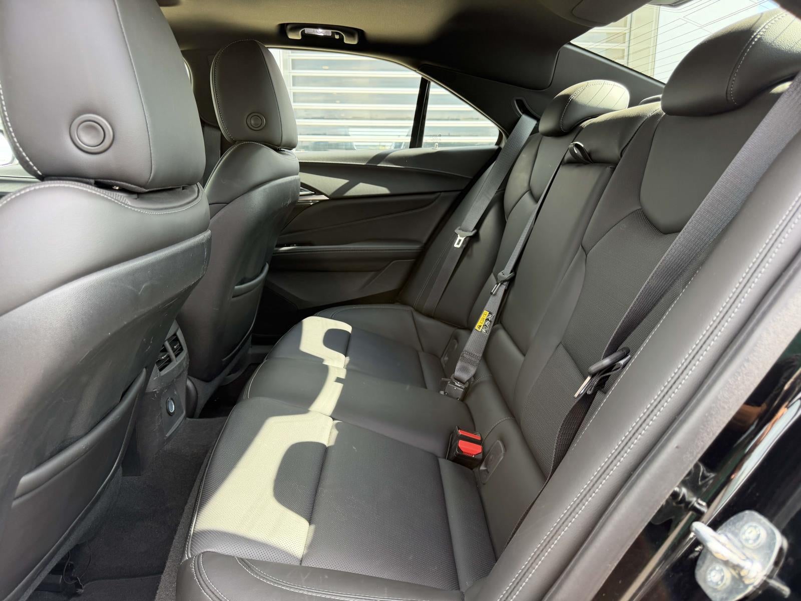 2023 Cadillac CT4 Premium Luxury