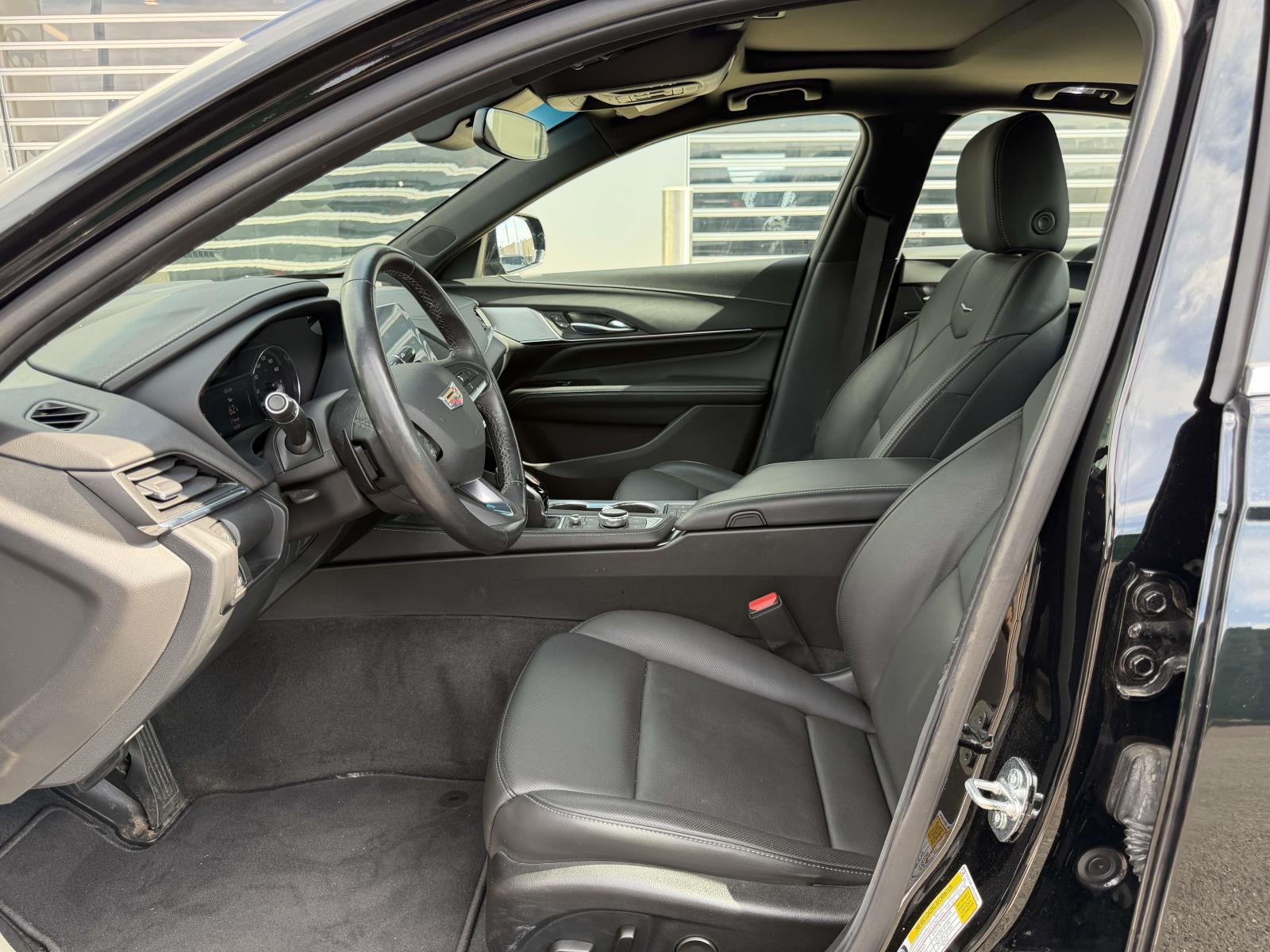 2023 Cadillac CT4 Premium Luxury
