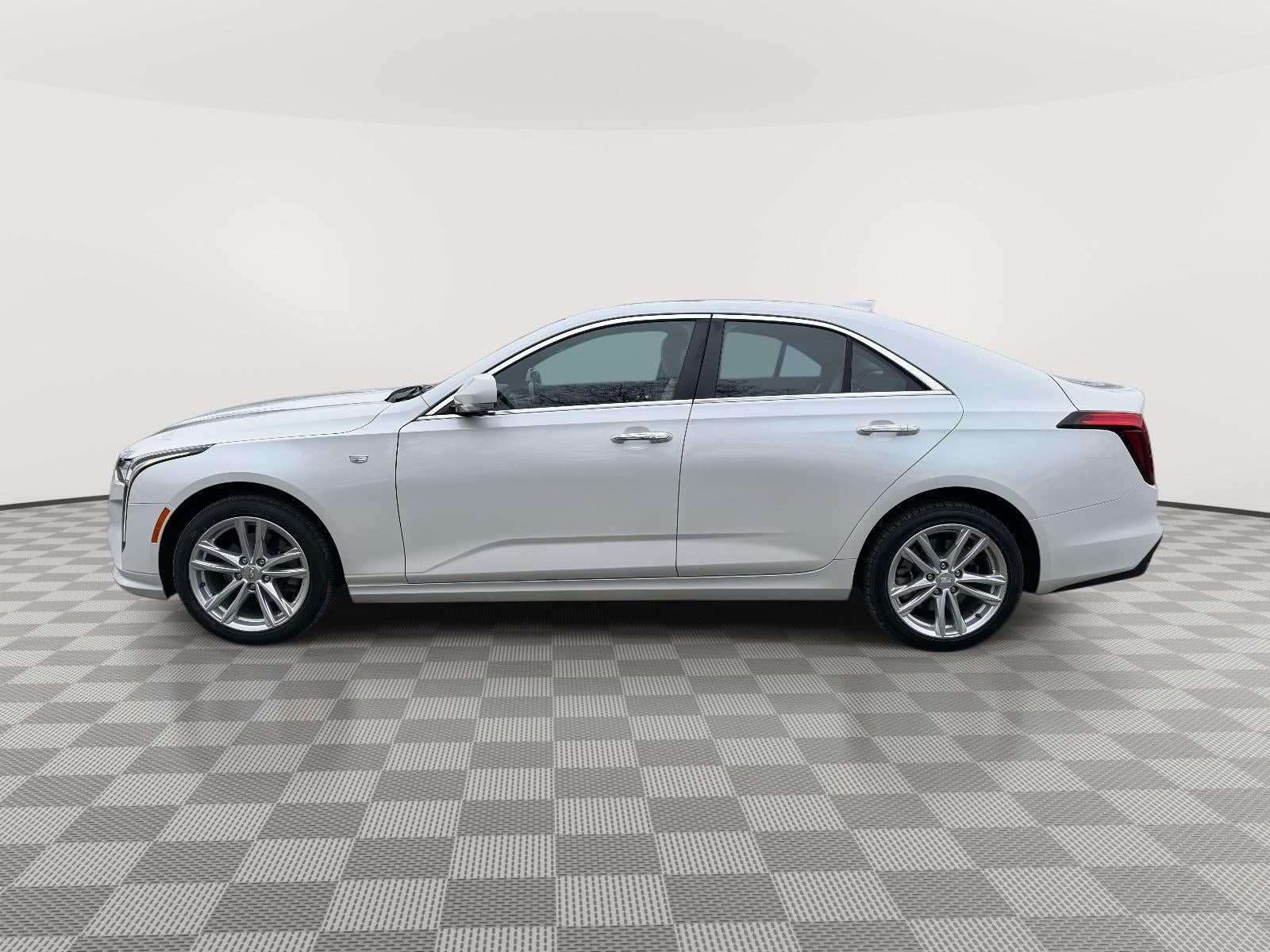 2023 Cadillac CT4 Luxury