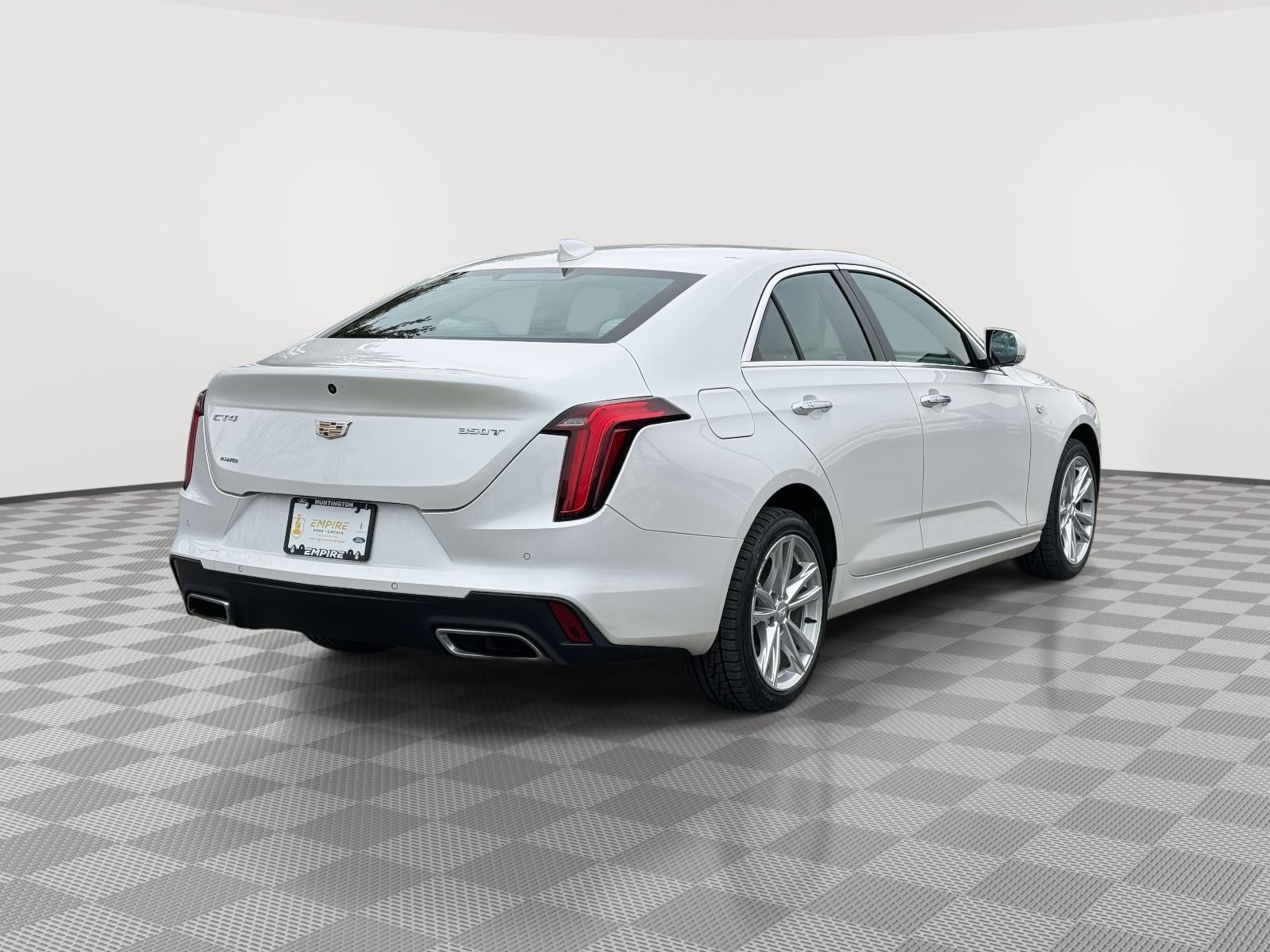 2023 Cadillac CT4 Luxury