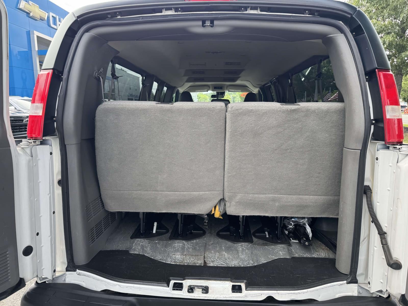2019 Chevrolet Express 3500 LT