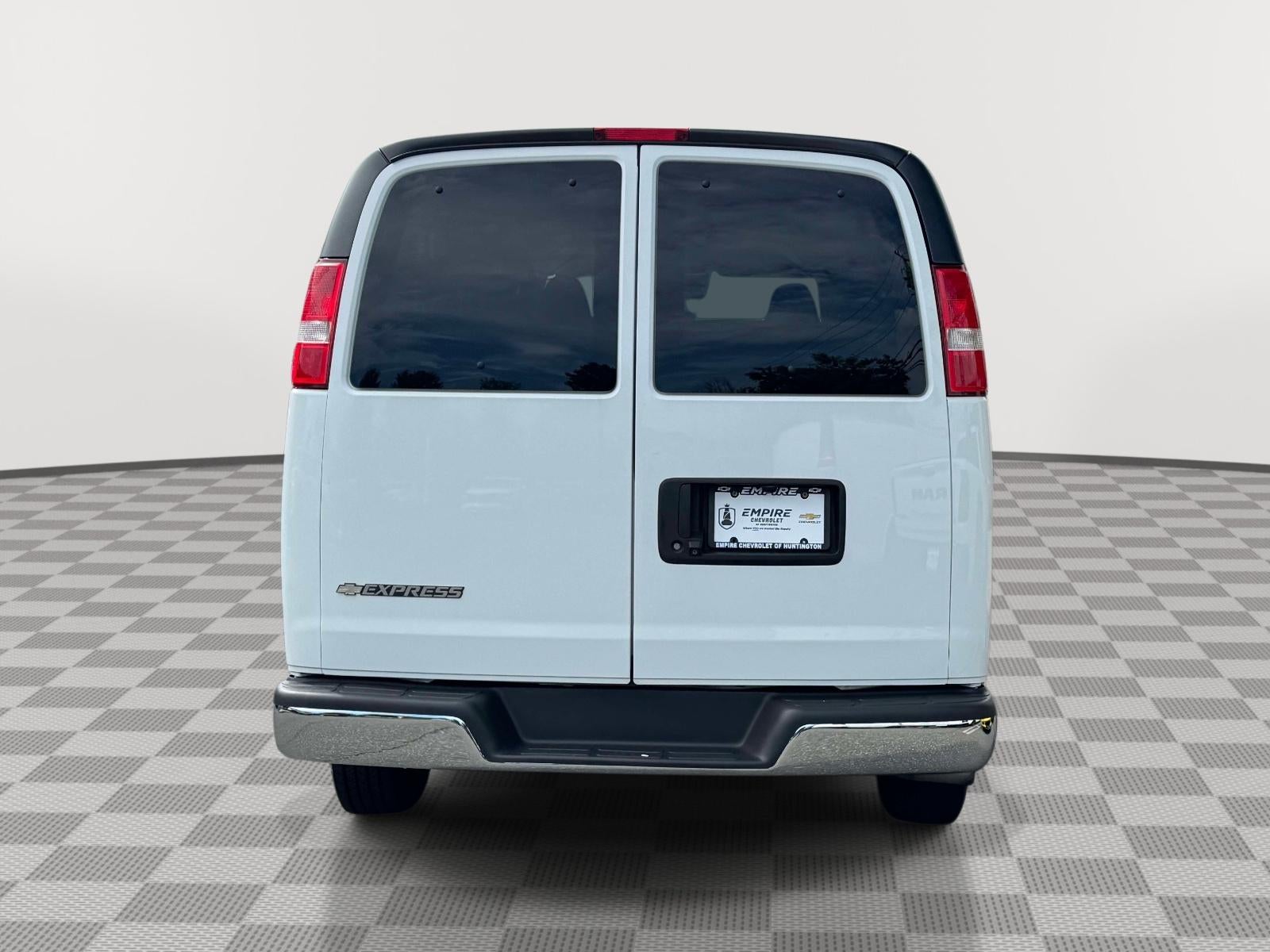 2019 Chevrolet Express 3500 LT