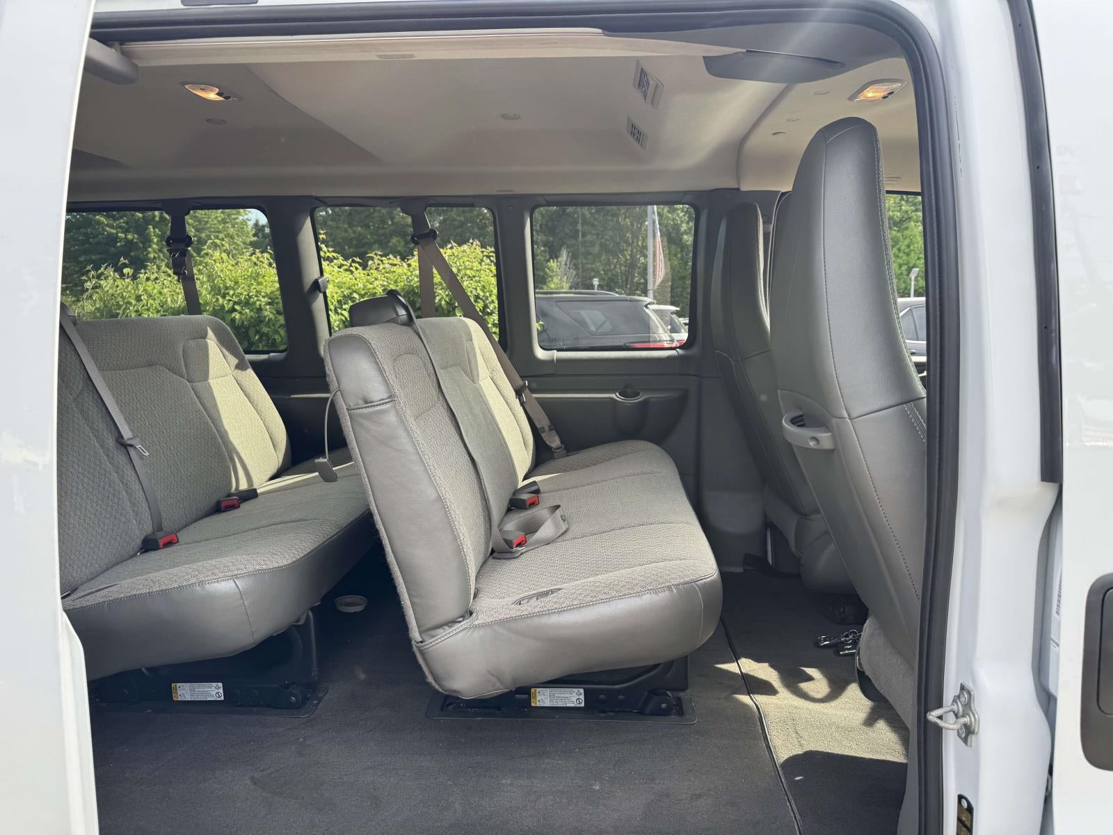 2025 Chevrolet Express Passenger RWD 3500 Extended Wheelbase LT
